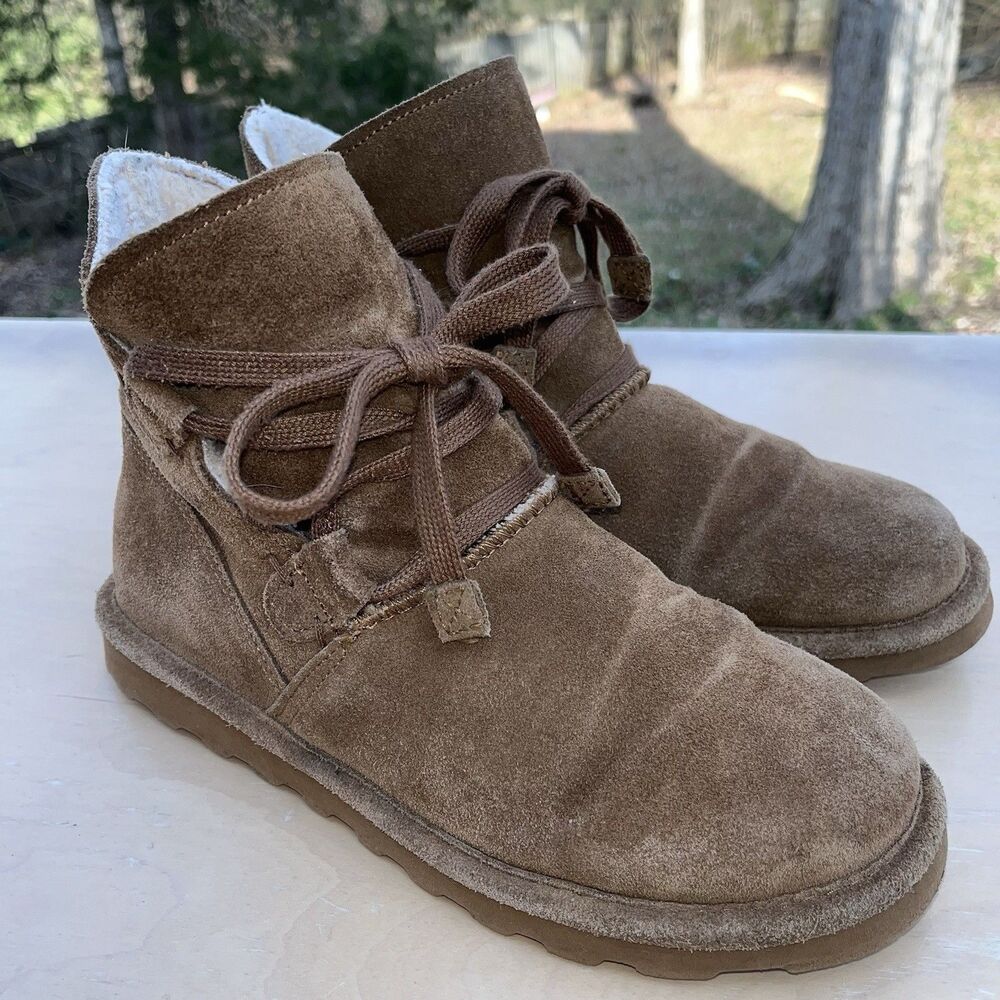 Bearpaw Suede Ankle Boots Size 8 Wool Blend Lining Sheepskin